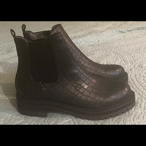 Black ankle ankle boots